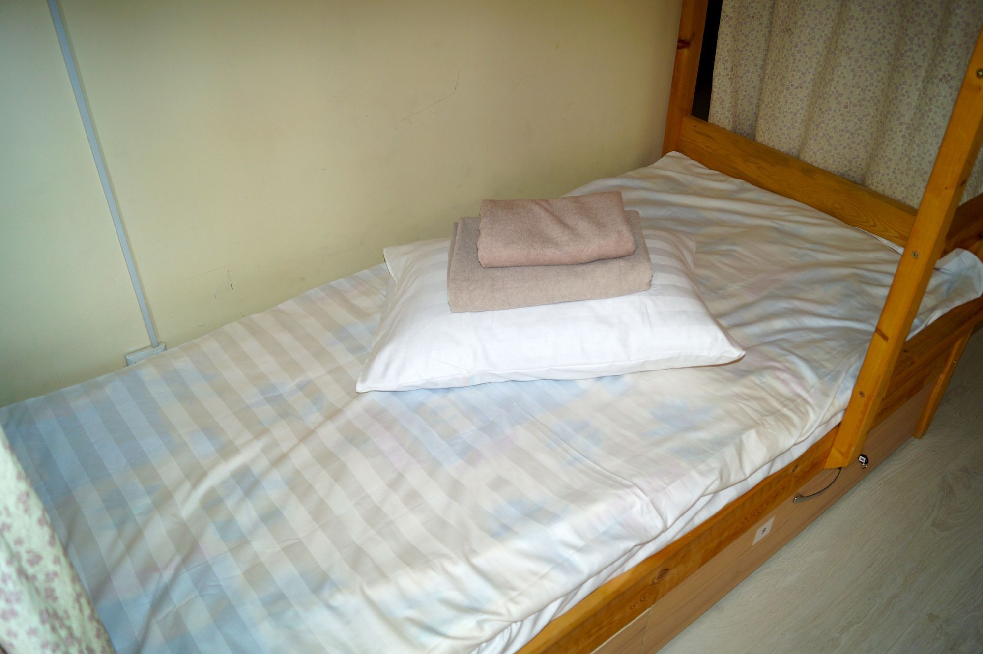 Hostel Nice Travel Astana Luaran gambar